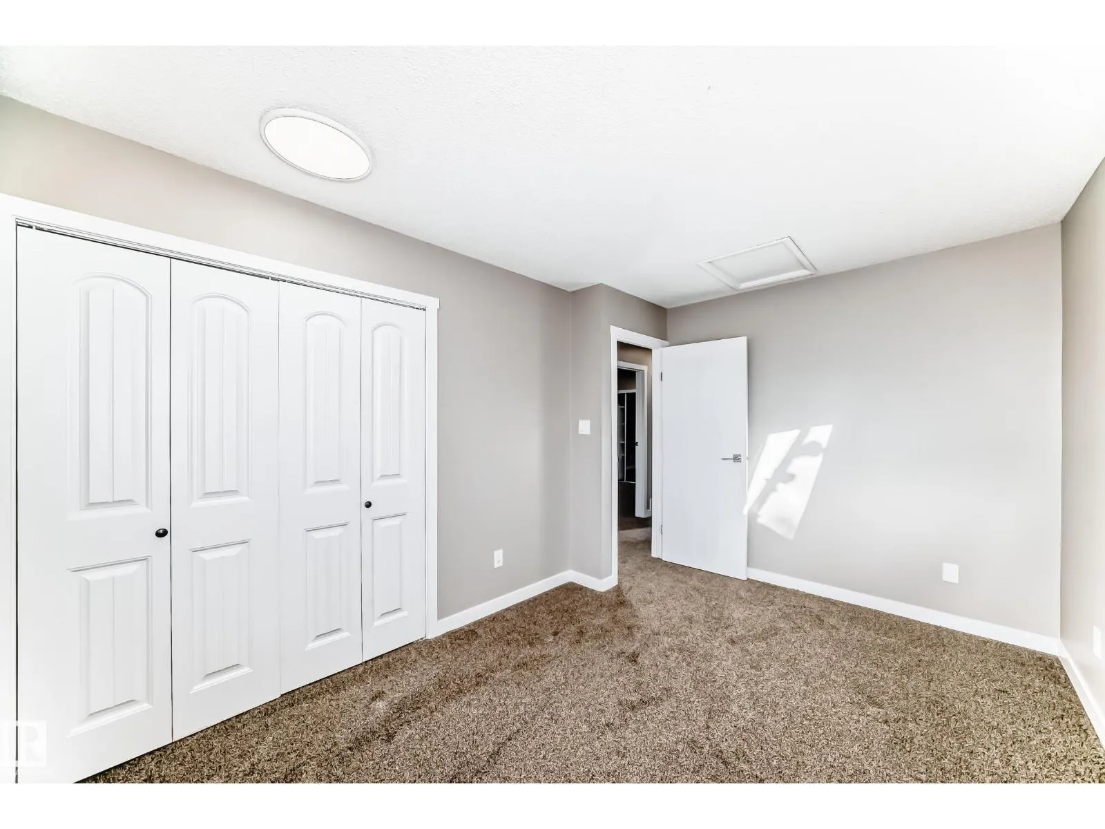 #44 4403 RIVERBEND RD NW