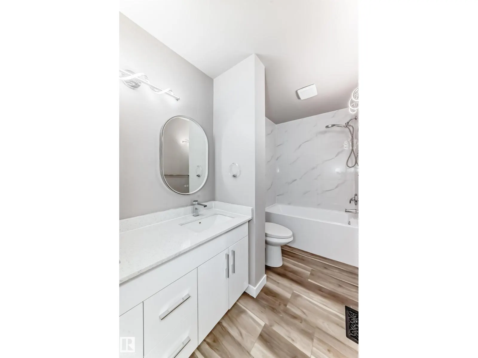 #44 4403 RIVERBEND RD NW