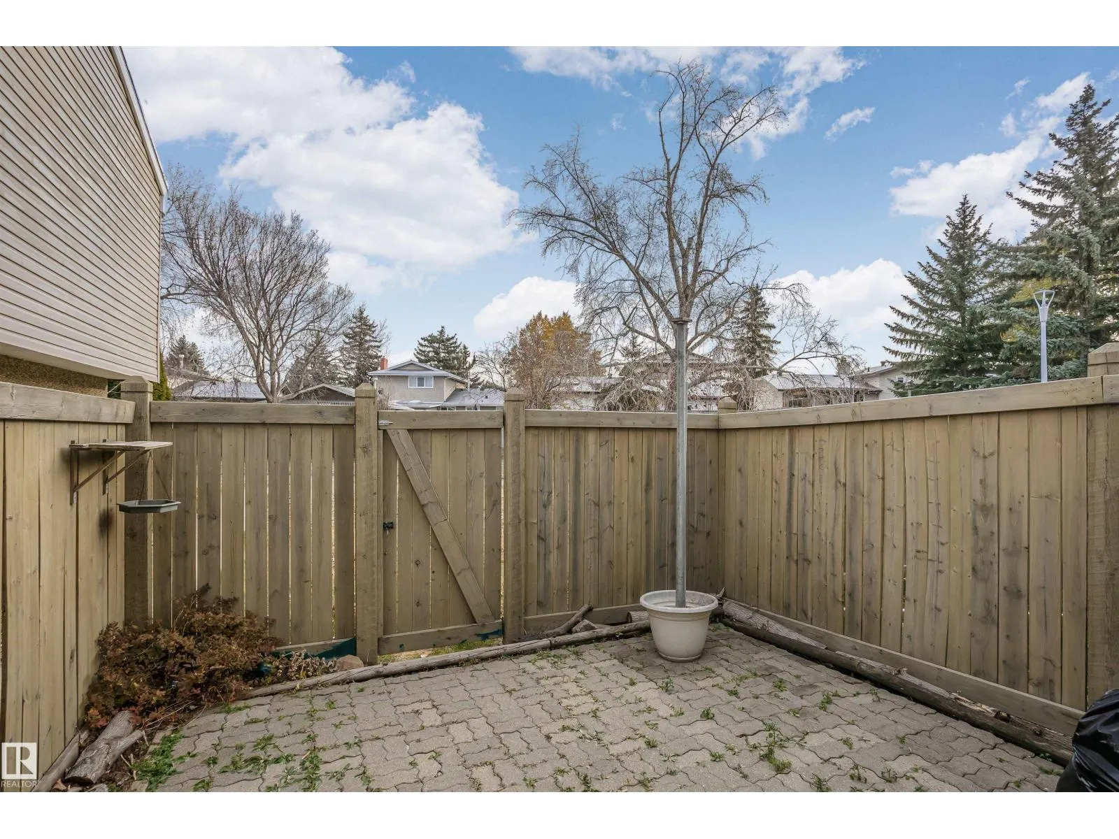 14831D RIVERBEND RD NW