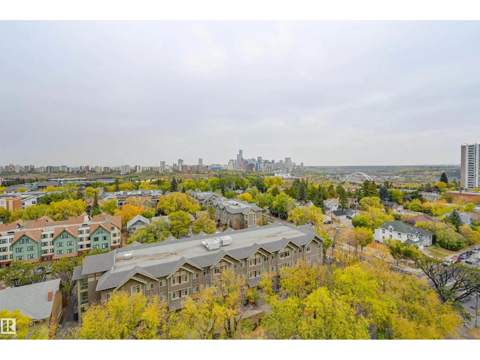 #1204 11027 87 AV NW