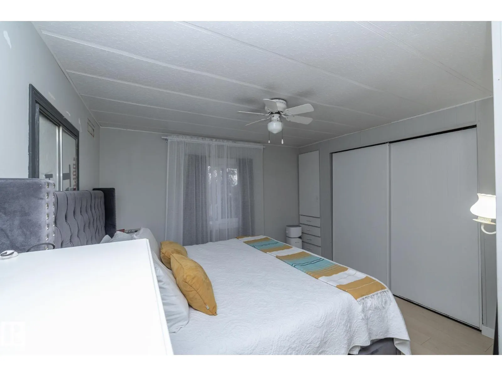 1011 West Mount CR NW