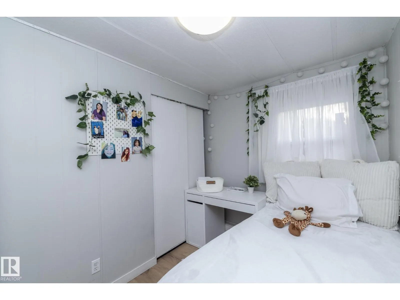 1011 West Mount CR NW