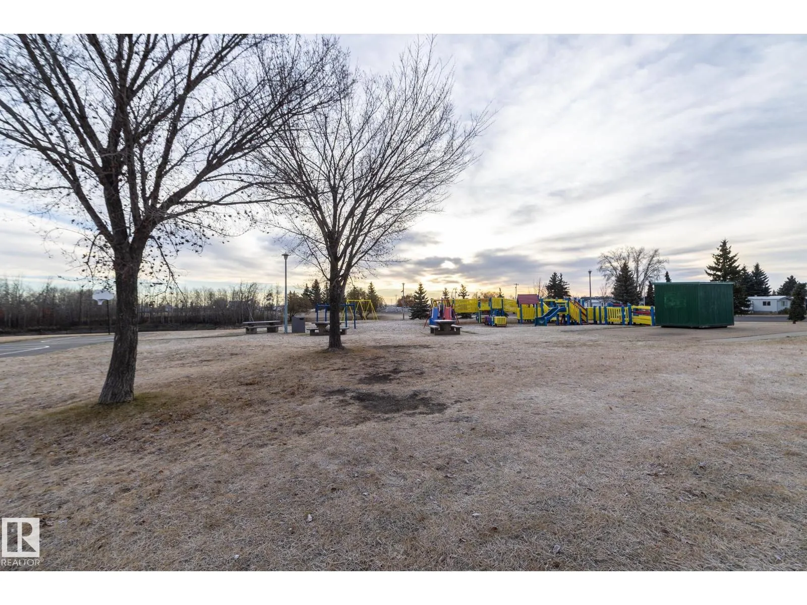 1011 West Mount CR NW