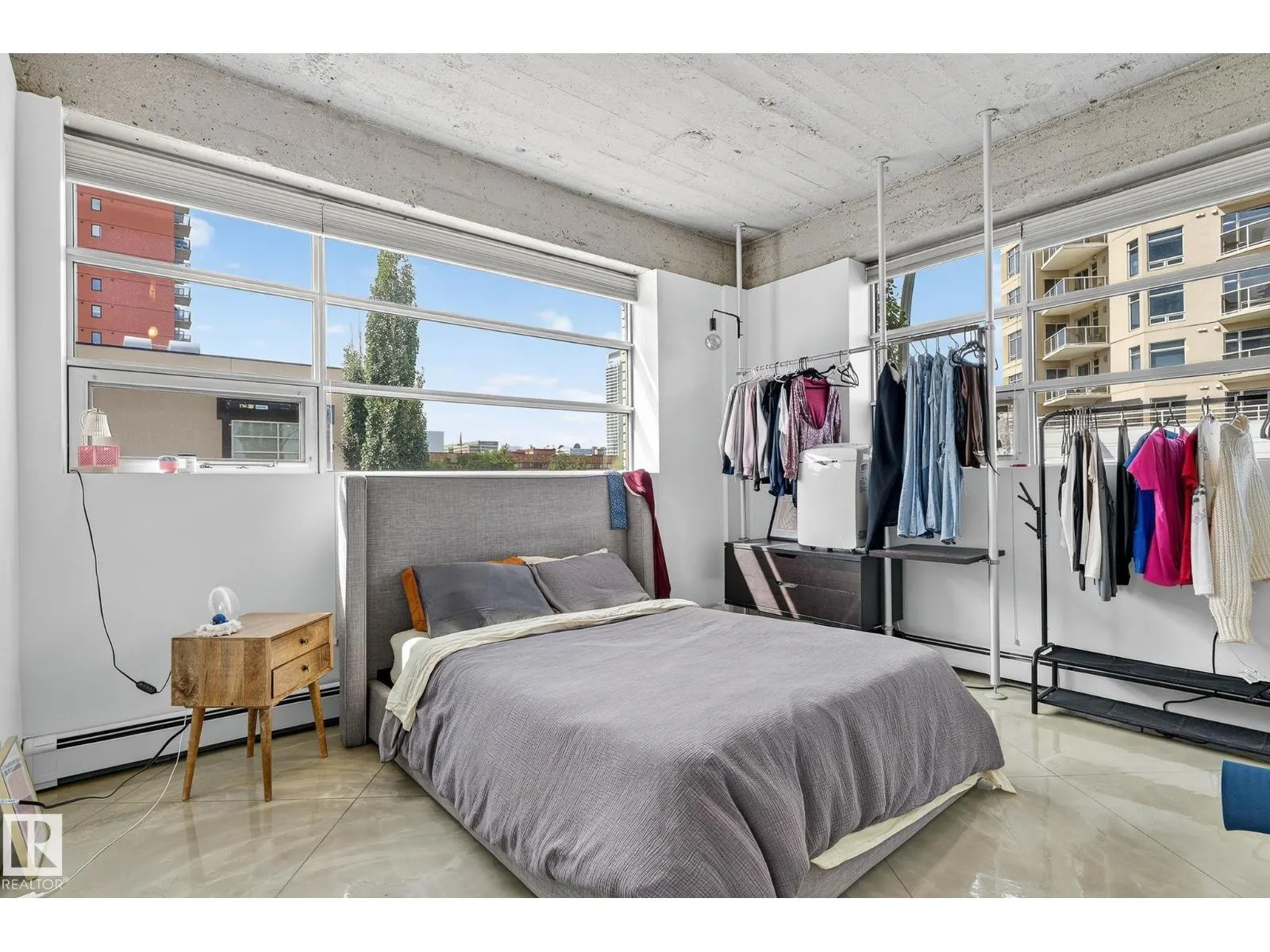 #201 10355 105 ST NW