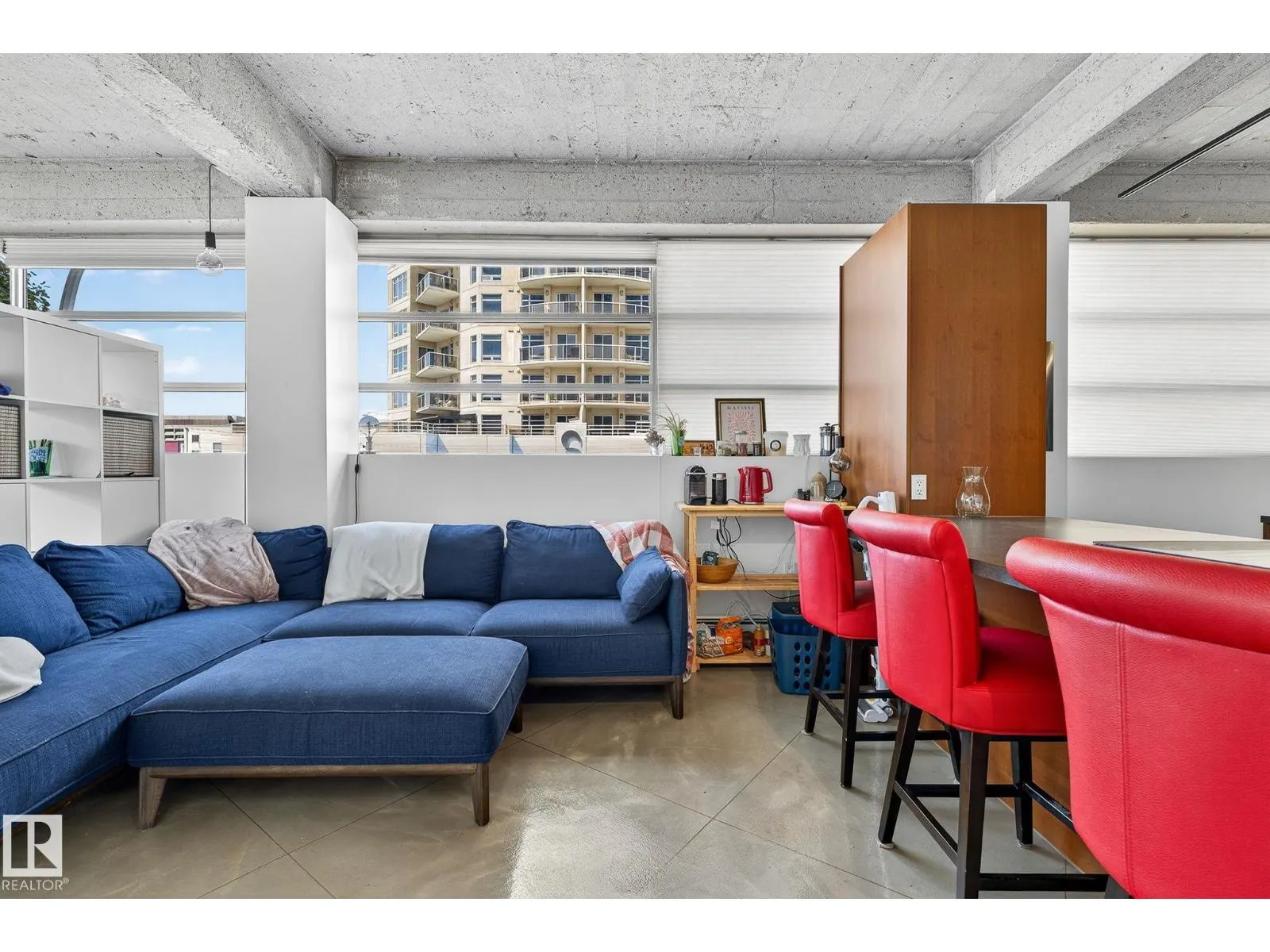 #201 10355 105 ST NW