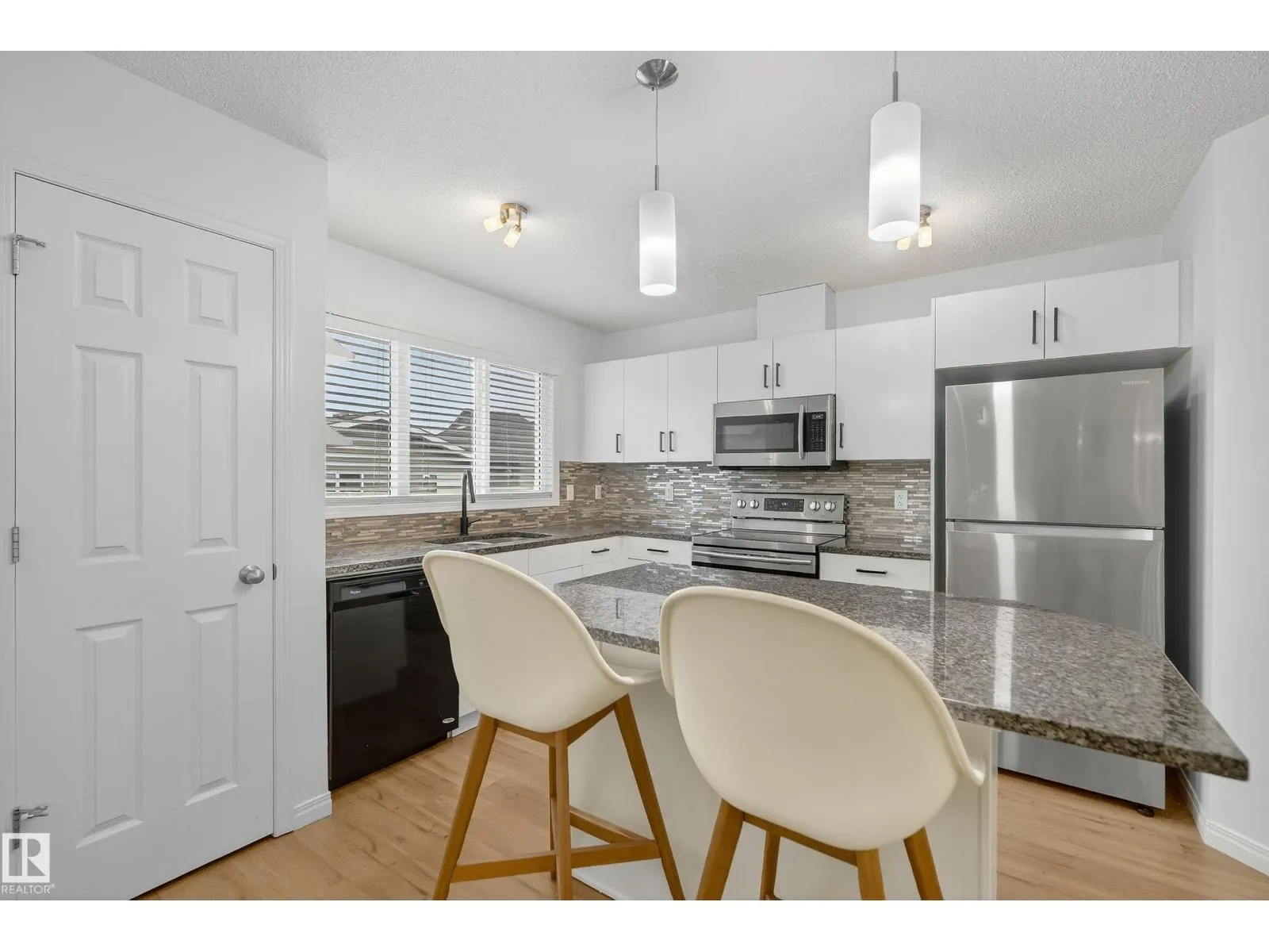 5194 CRABAPPLE LINK LI SW