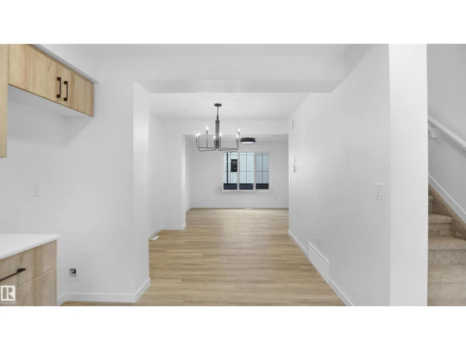 #19 29 Airport RD NW