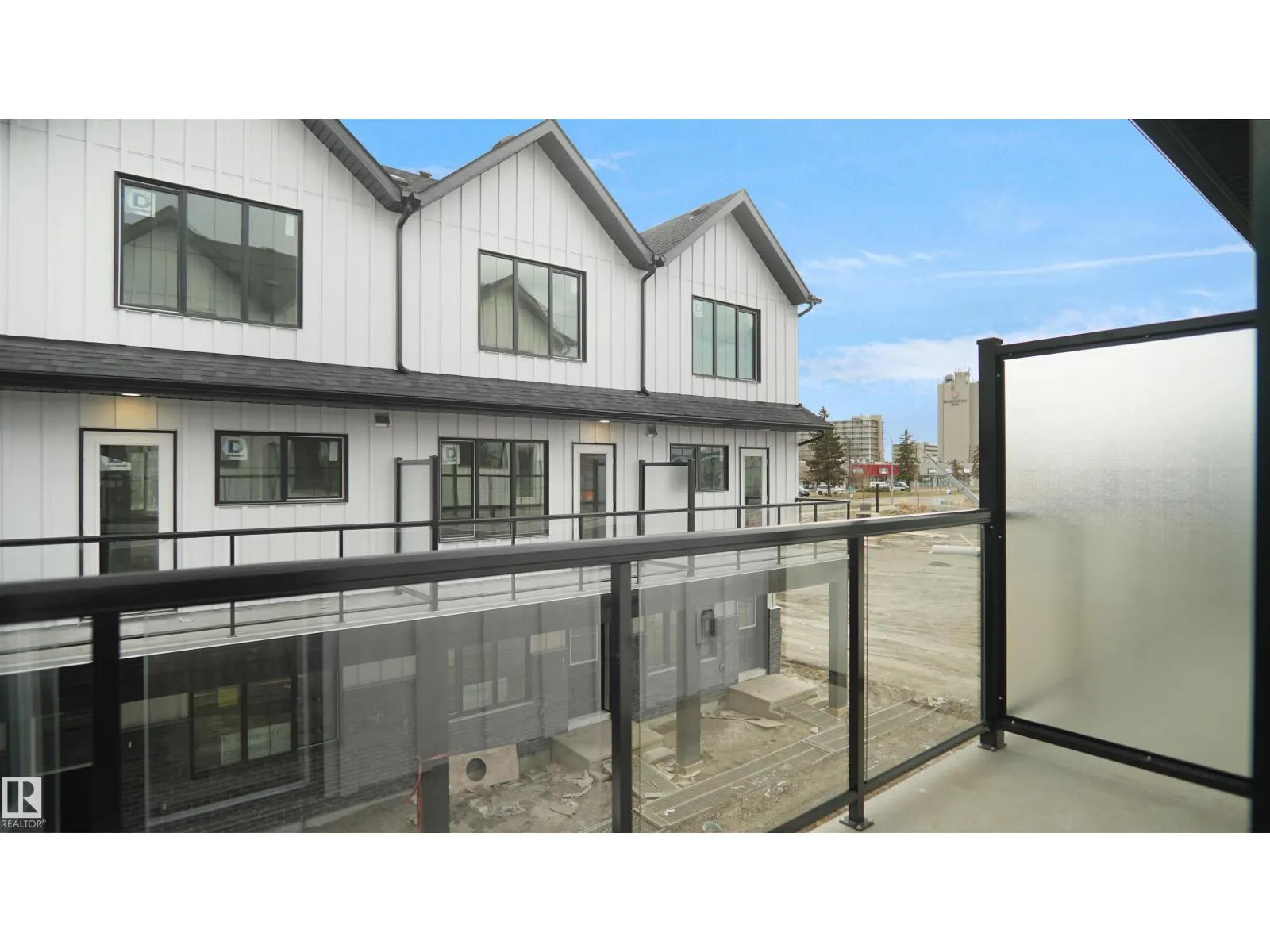 #19 29 Airport RD NW