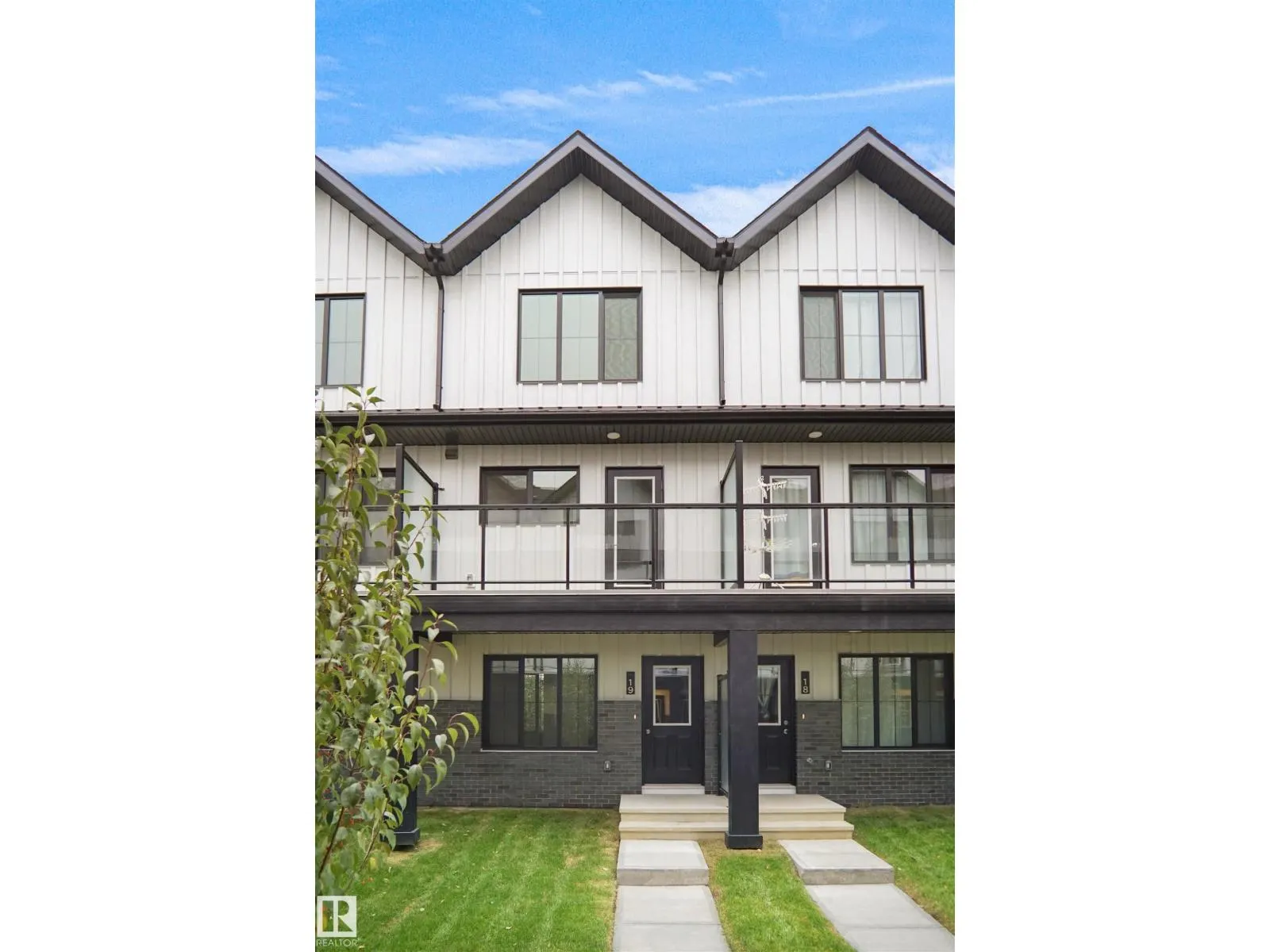 #19 29 Airport RD NW