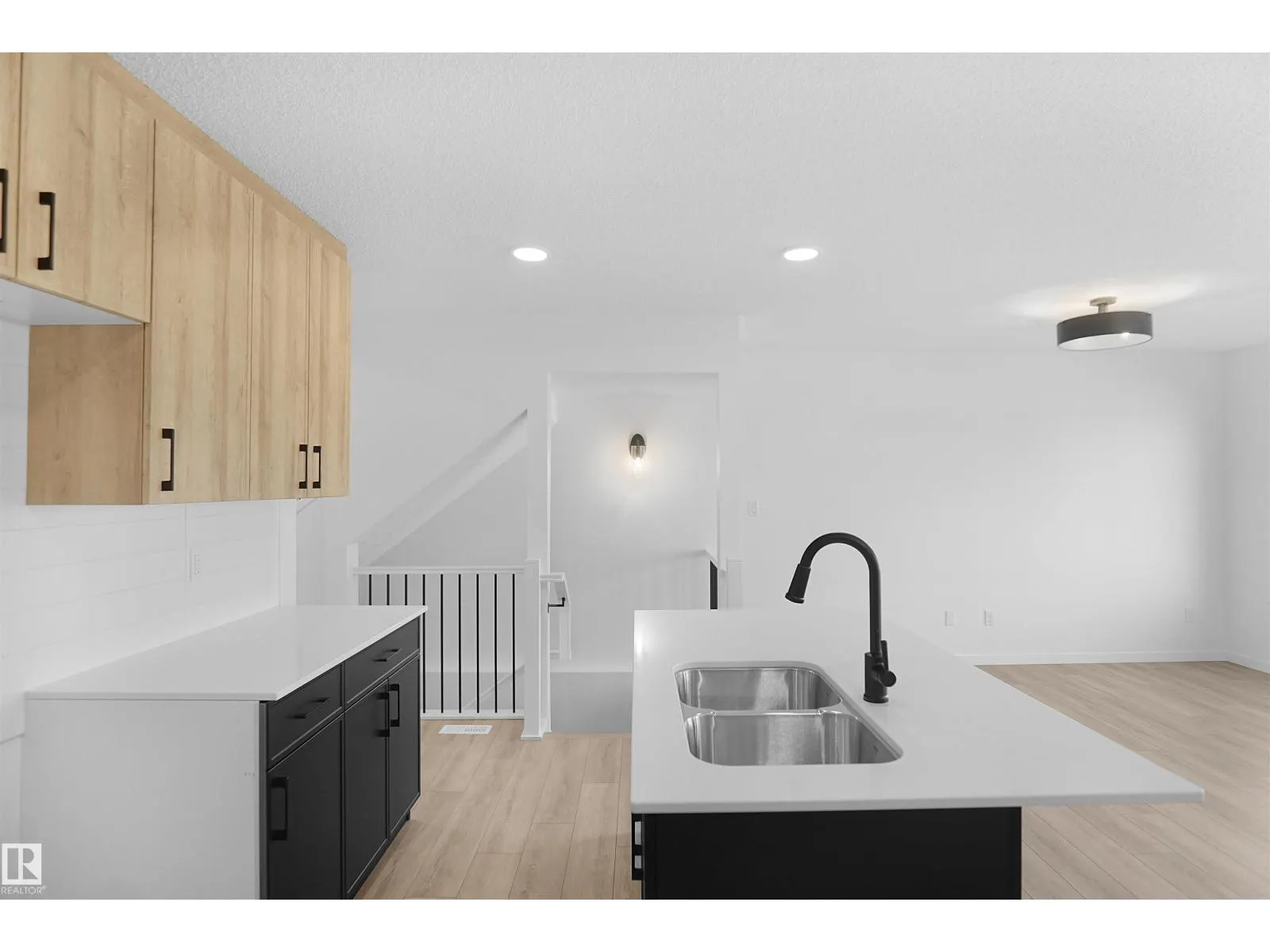 #21 1430 Aster WY NW