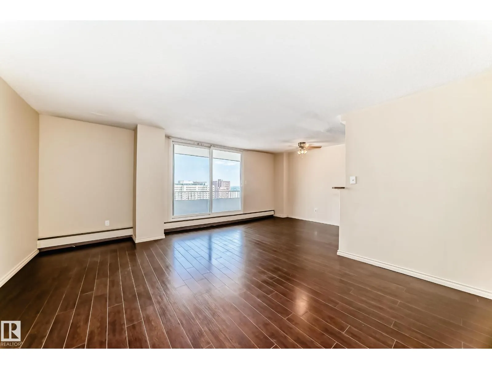 #1601 9909 110 ST NW