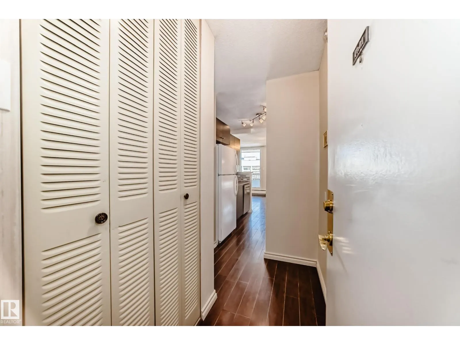 #1601 9909 110 ST NW