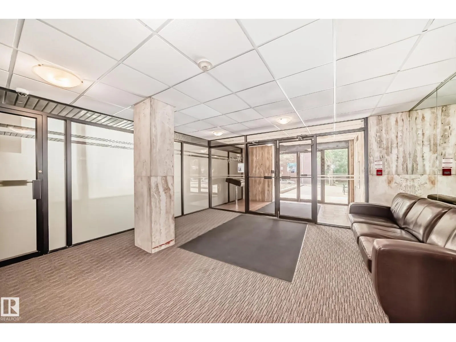 #1601 9909 110 ST NW