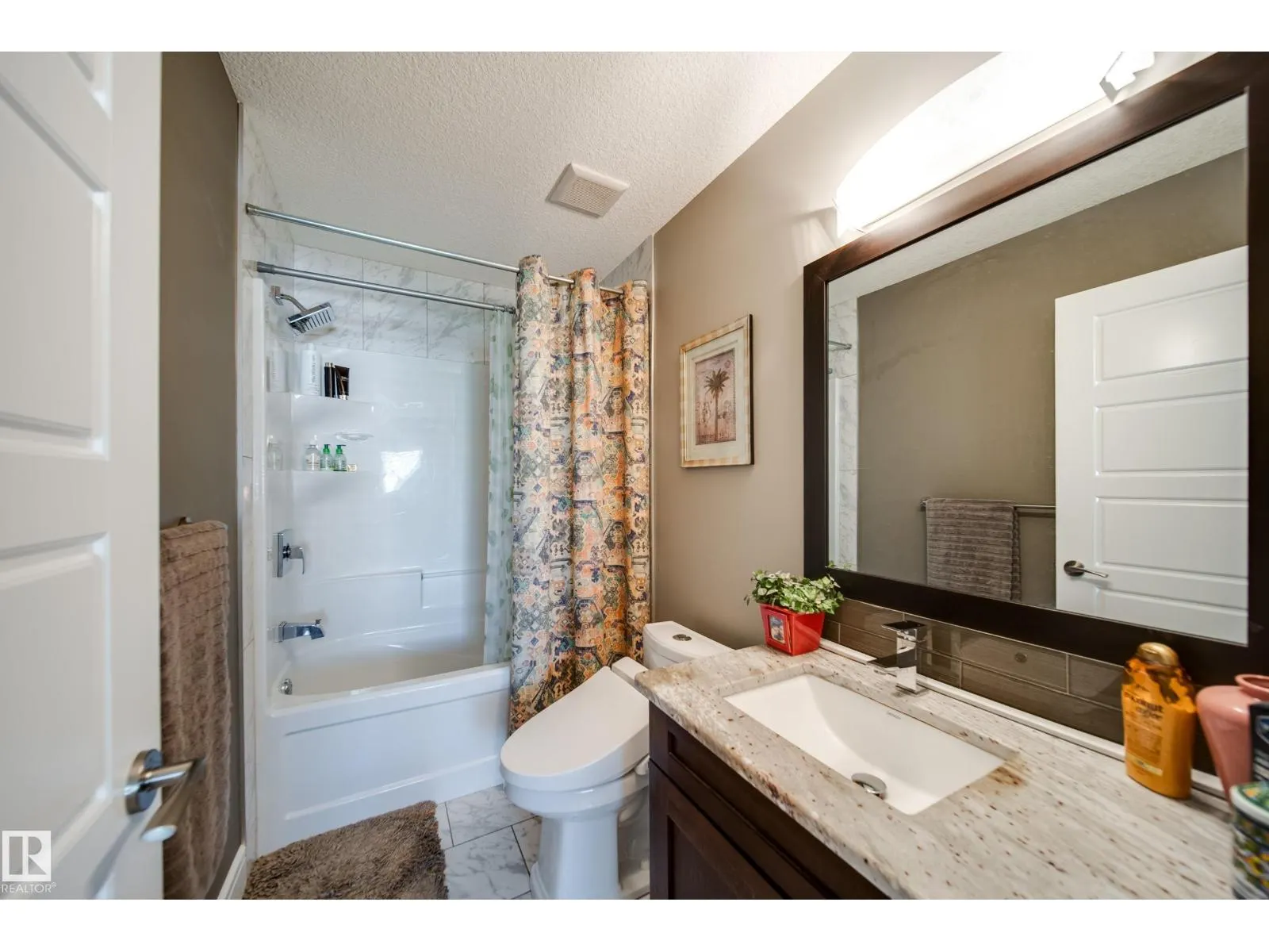 5410 MCLUHAN END EN NW