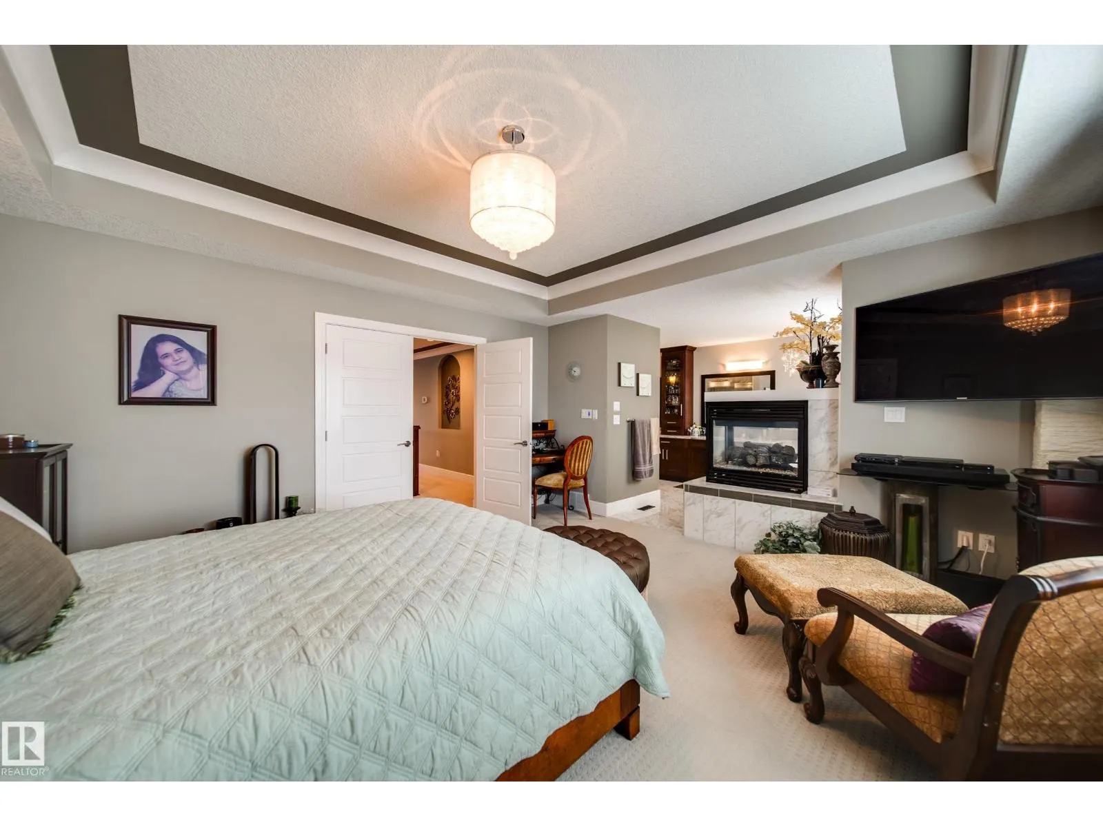 5410 MCLUHAN END EN NW