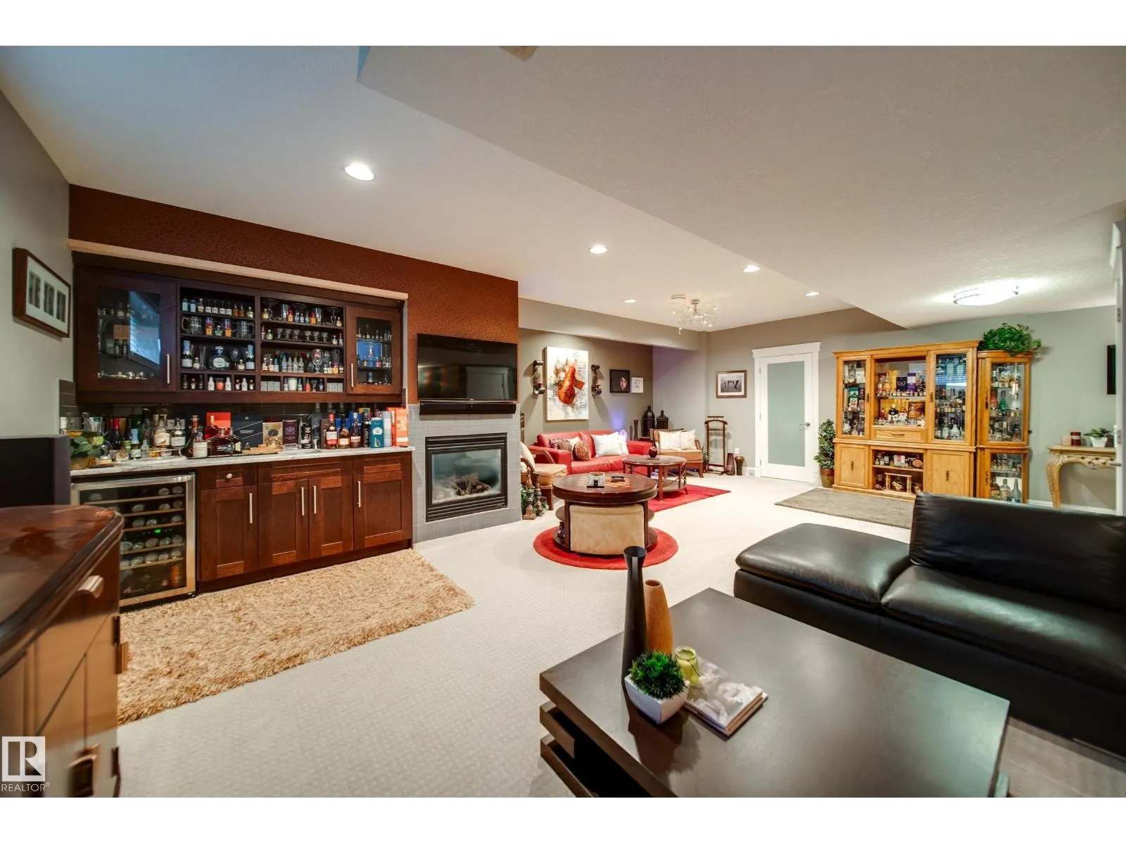 5410 MCLUHAN END EN NW