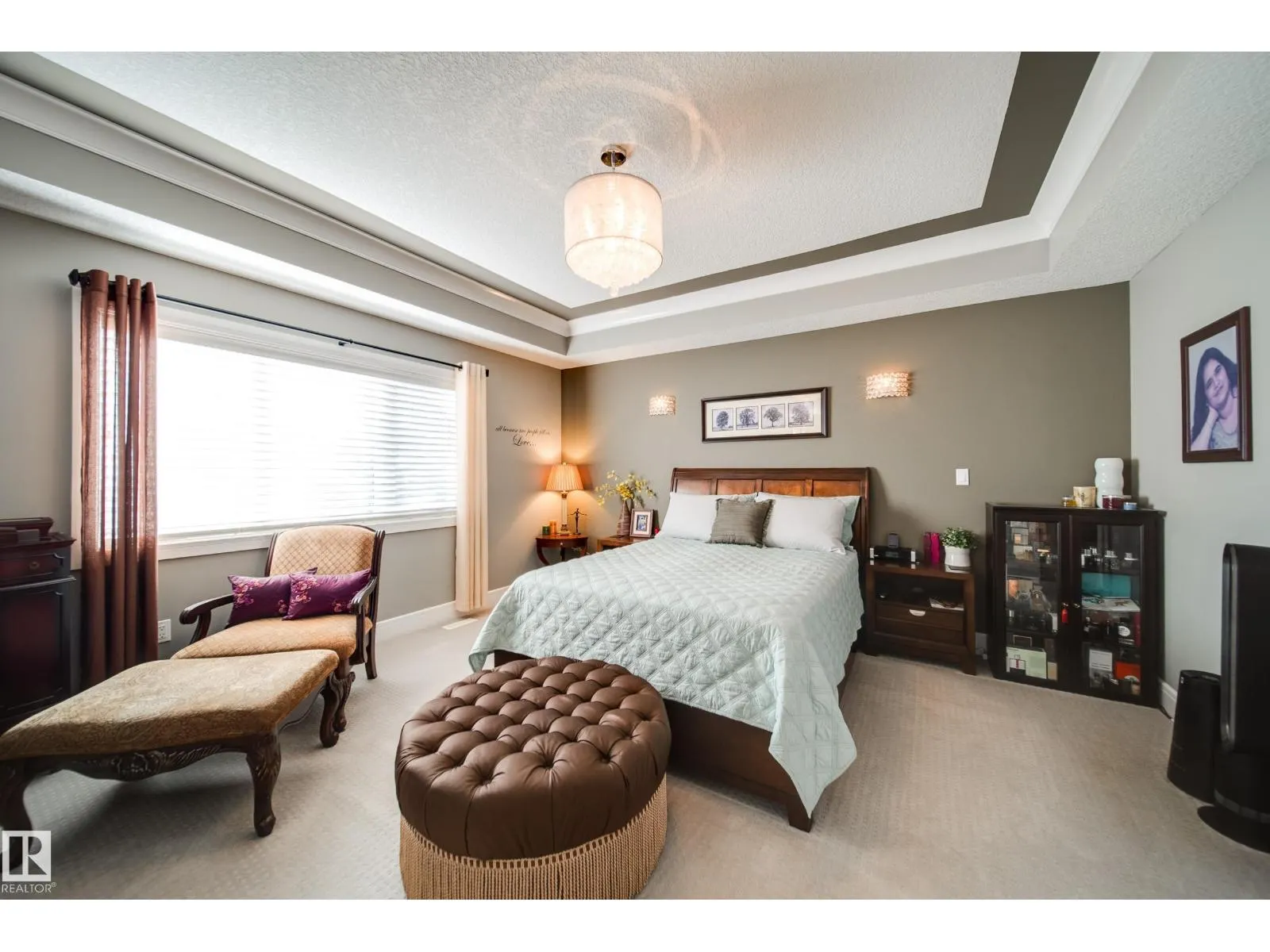 5410 MCLUHAN END EN NW