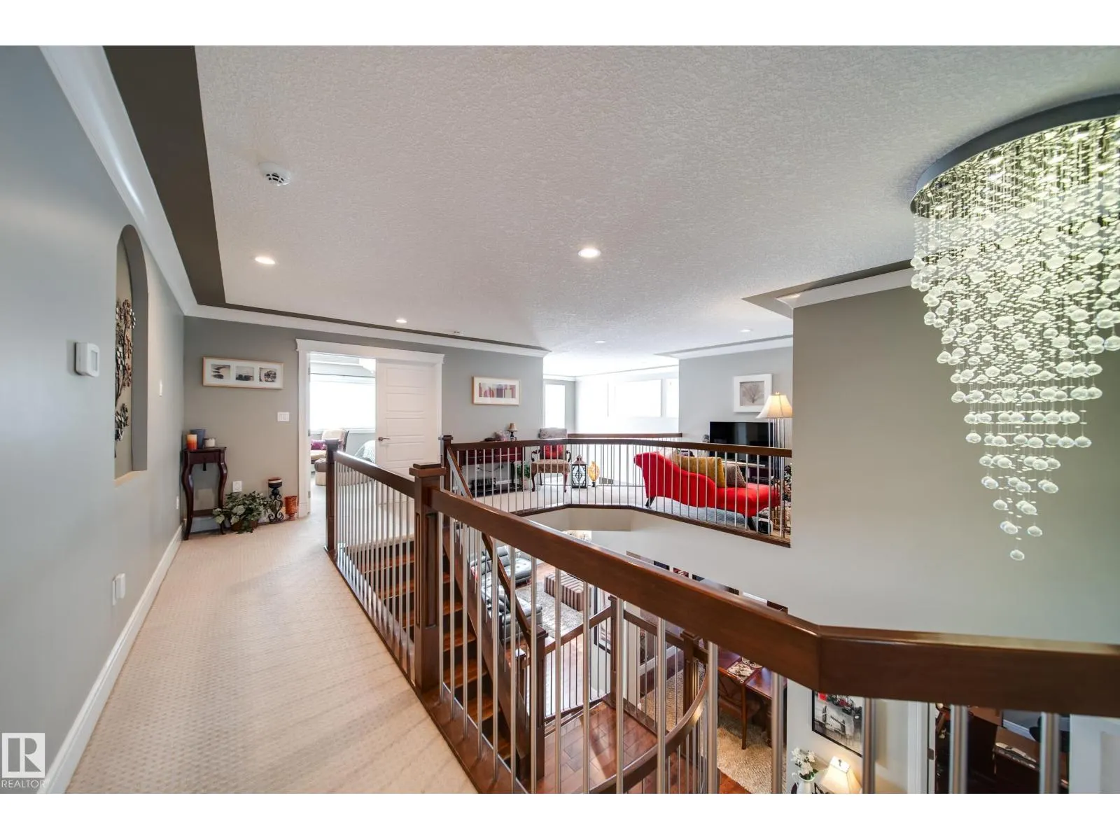 5410 MCLUHAN END EN NW