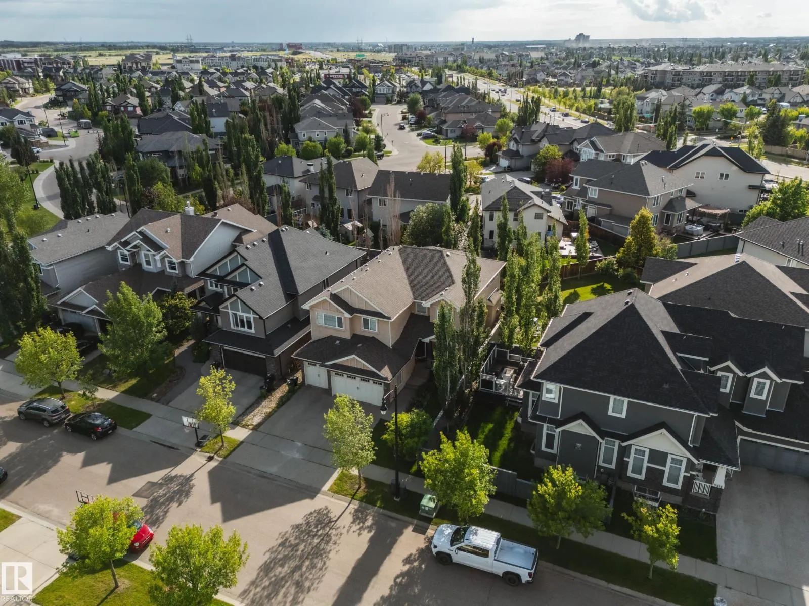 5410 MCLUHAN END EN NW