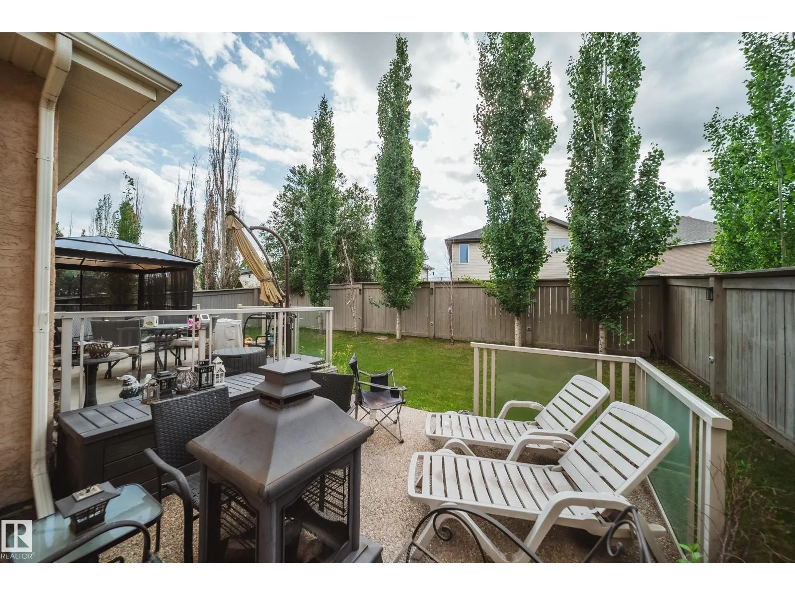 5410 MCLUHAN END EN NW