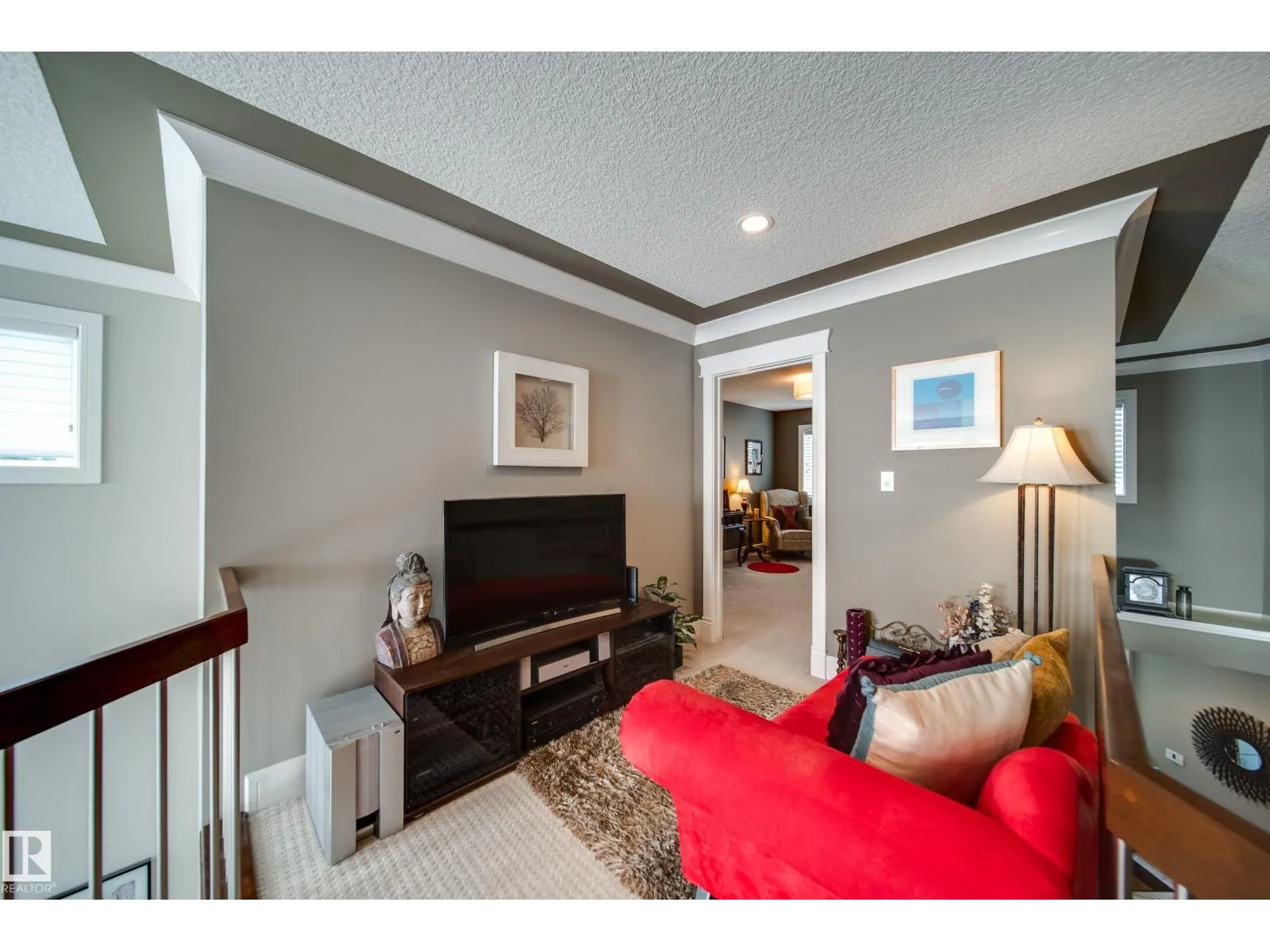 5410 MCLUHAN END EN NW