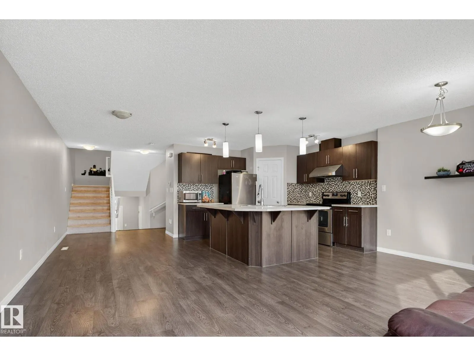 1717 Chapman Way SW SW