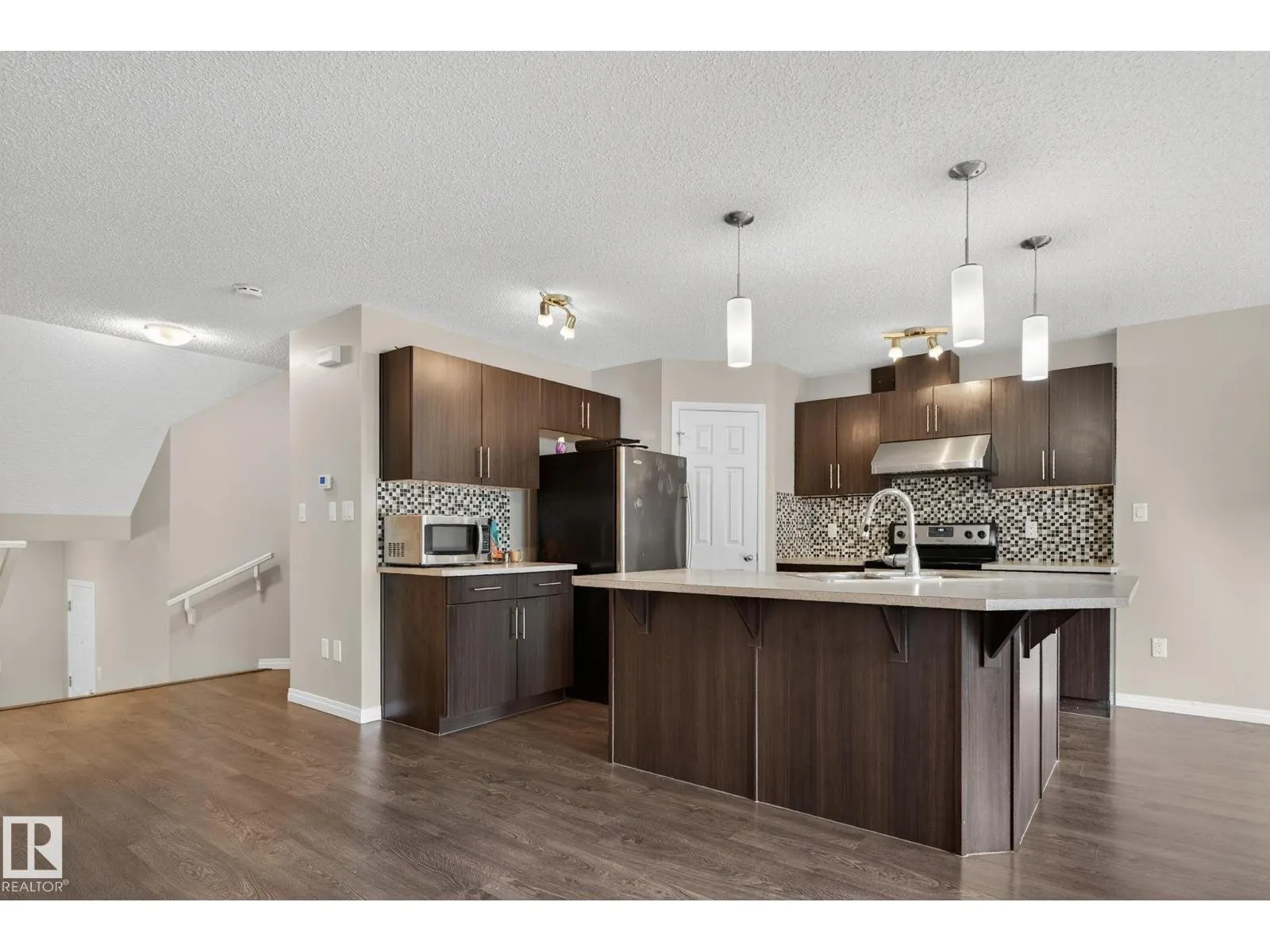 1717 Chapman Way SW SW