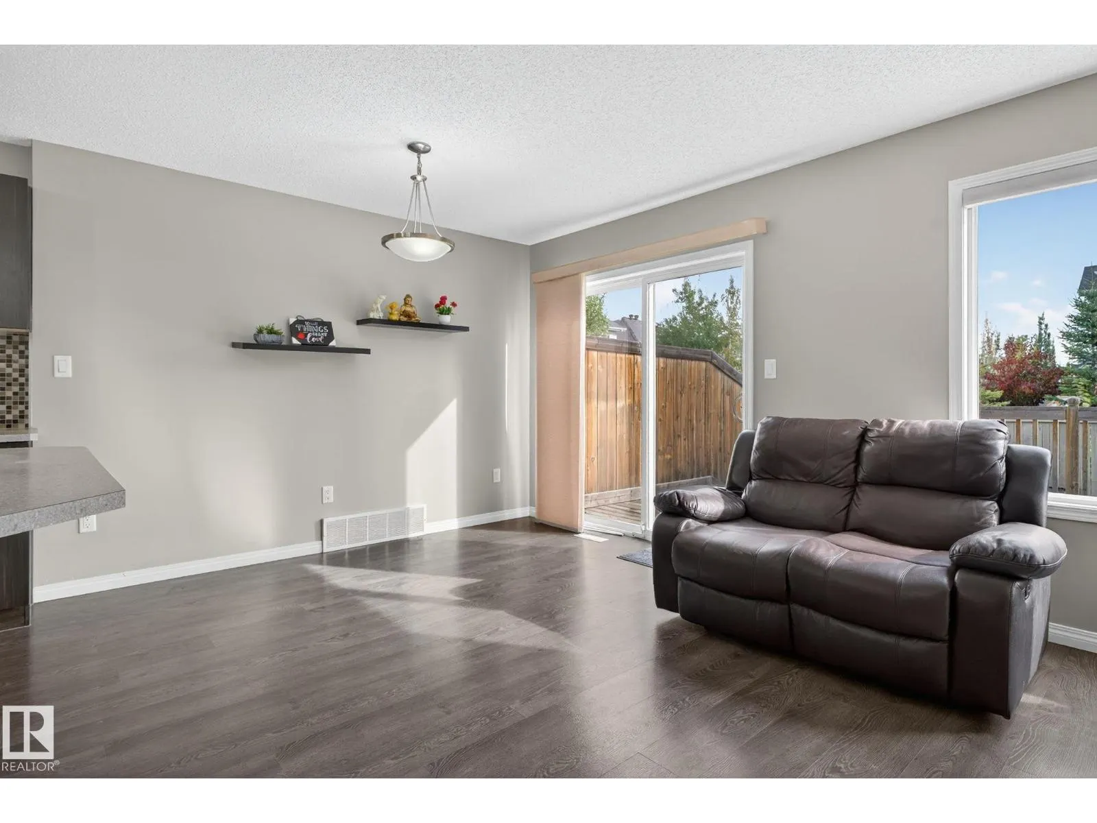 1717 Chapman Way SW SW