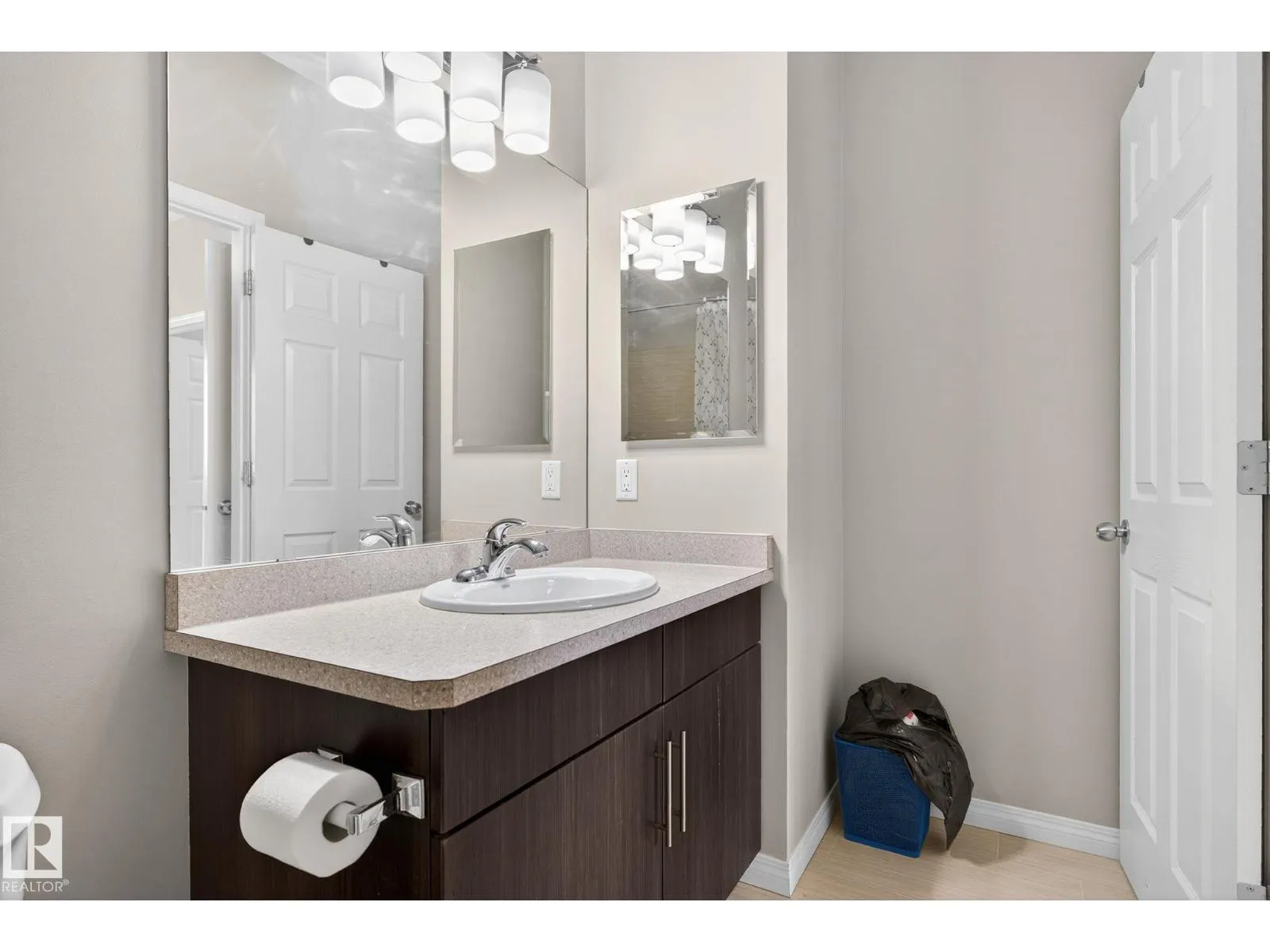 1717 Chapman Way SW SW