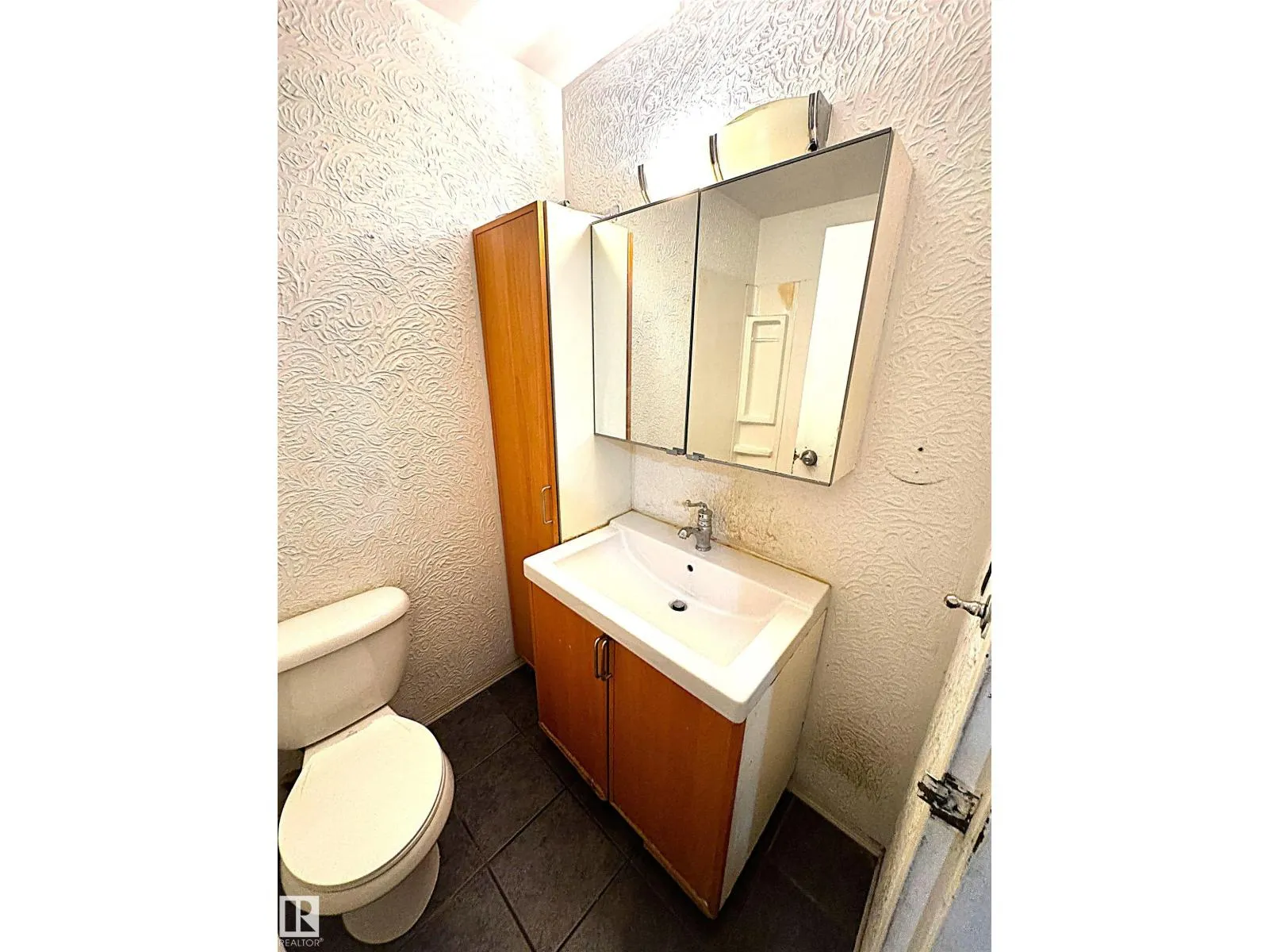 #301 10035 164 ST NW