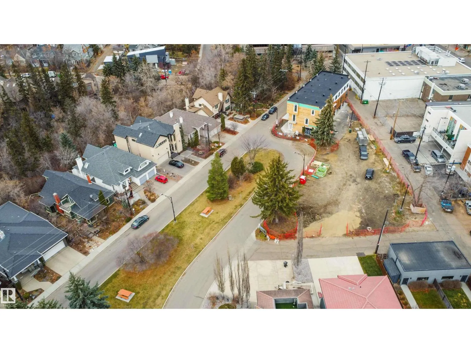 12428 103 AV NW