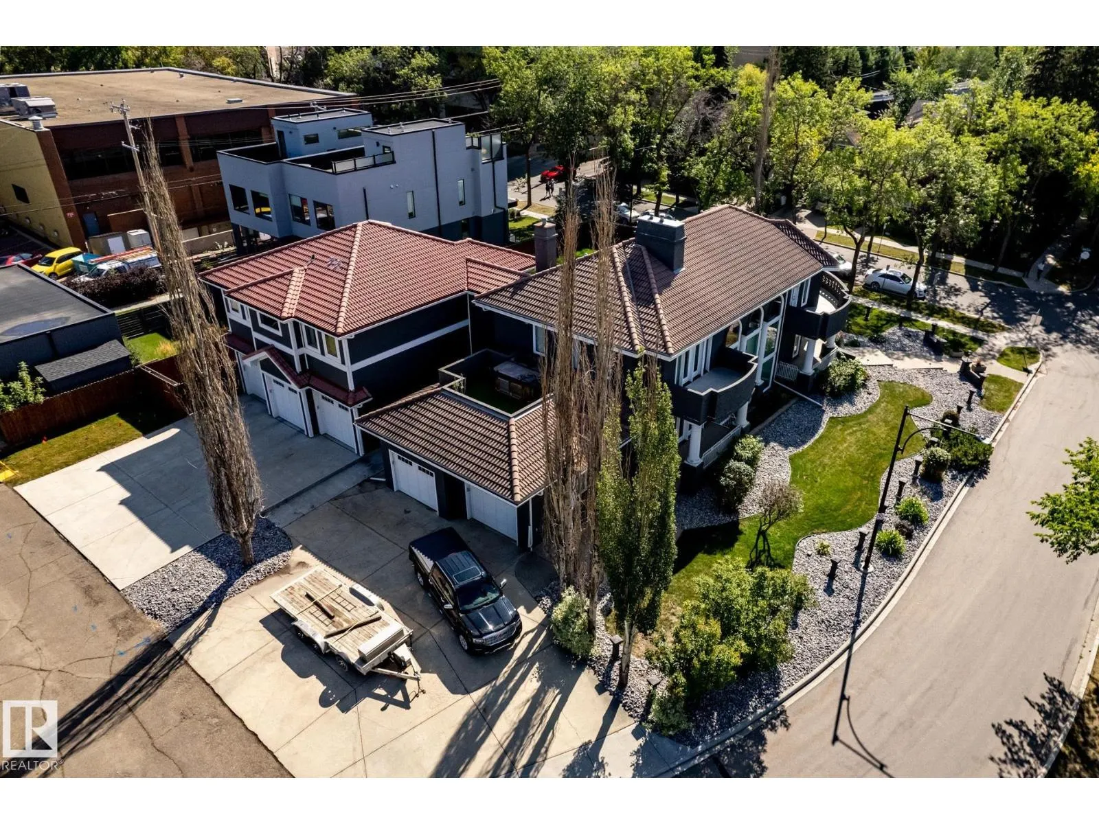 12428 103 AV NW