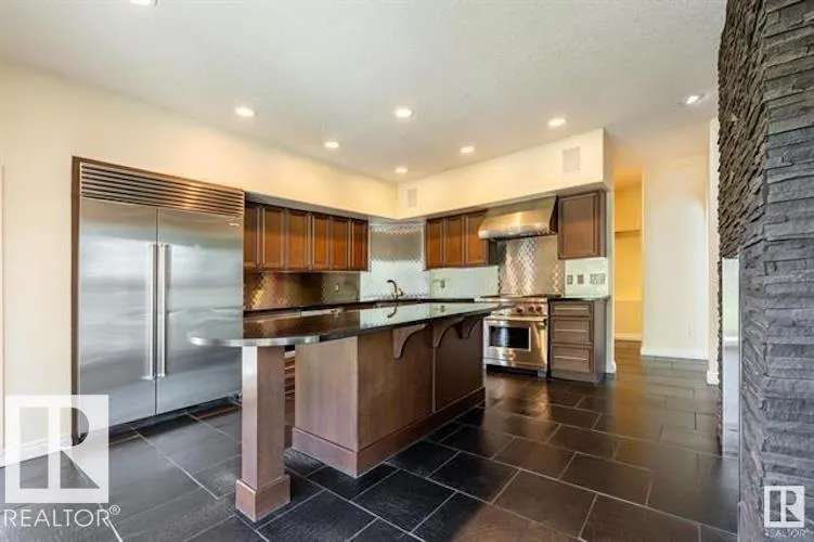 12428 103 AV NW