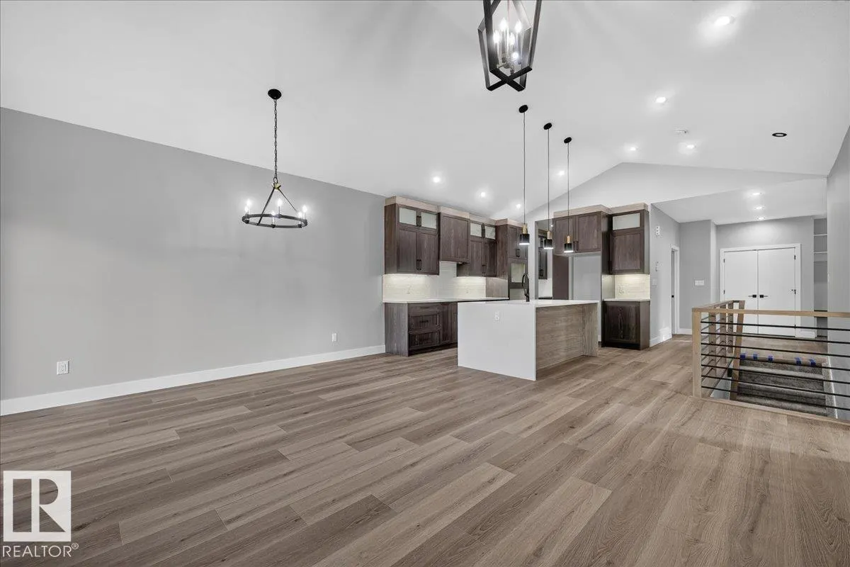 22 Mockingbird CR