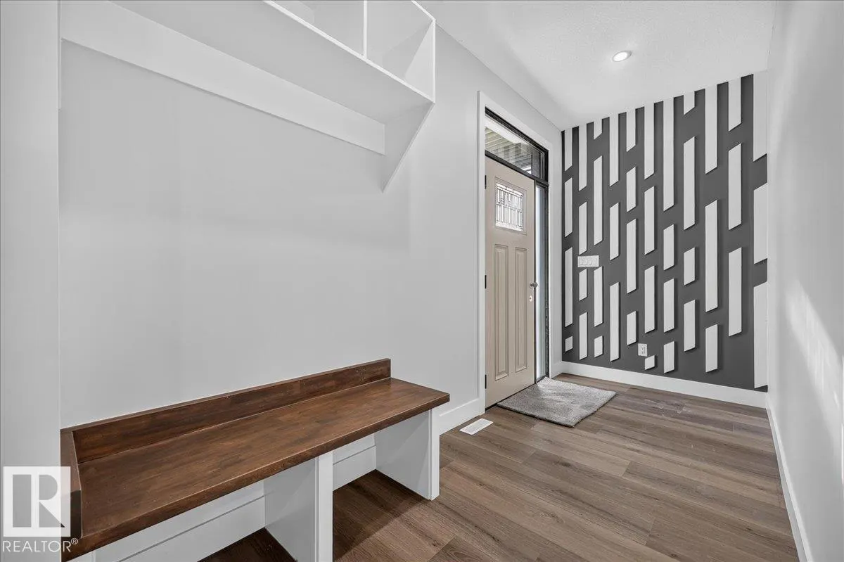 22 Mockingbird CR