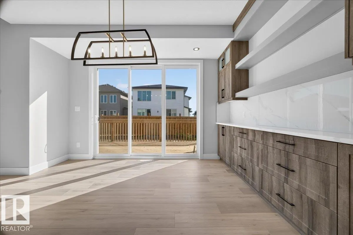 81 Mockingbird CR