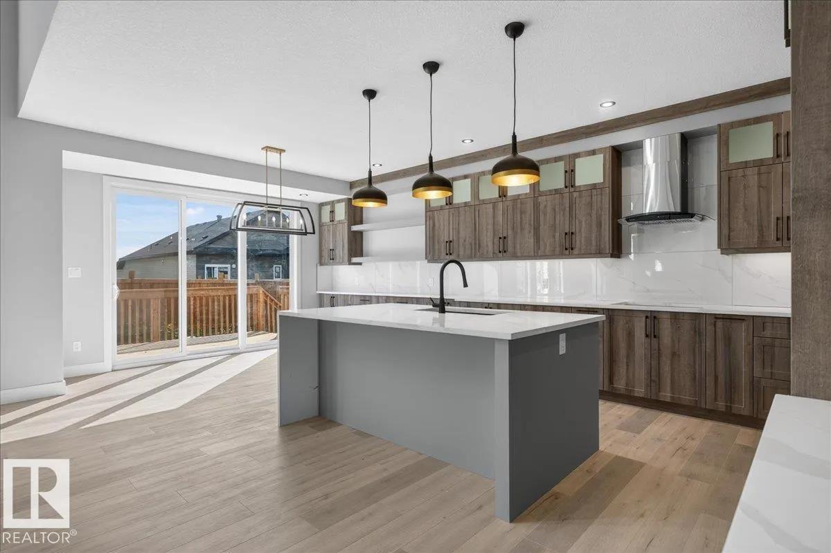 81 Mockingbird CR