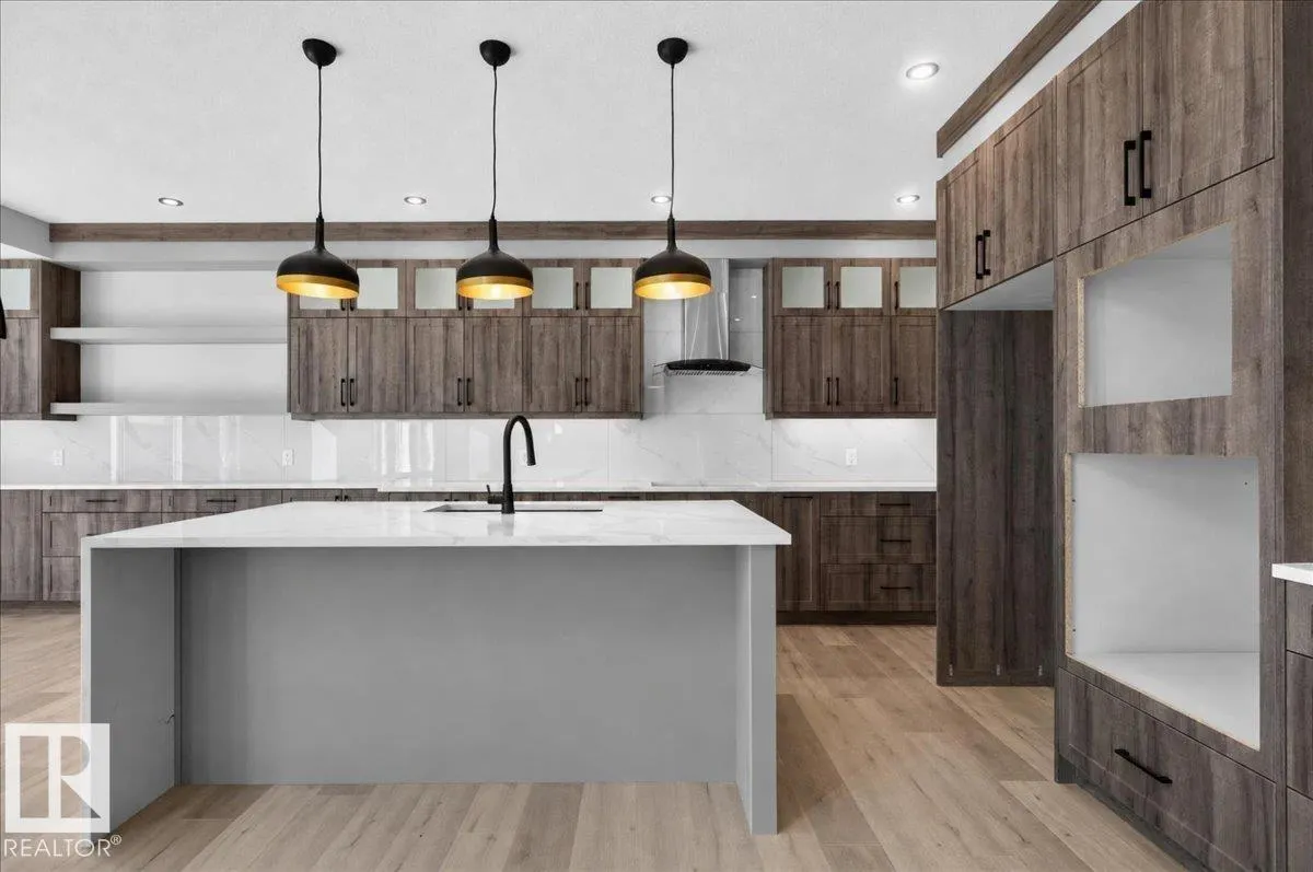 81 Mockingbird CR