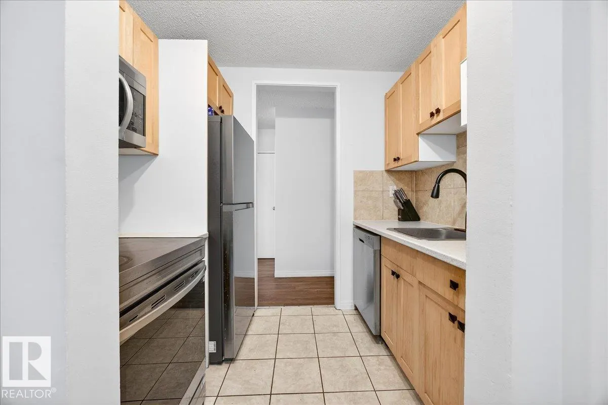 #101 2111 14 ST SW