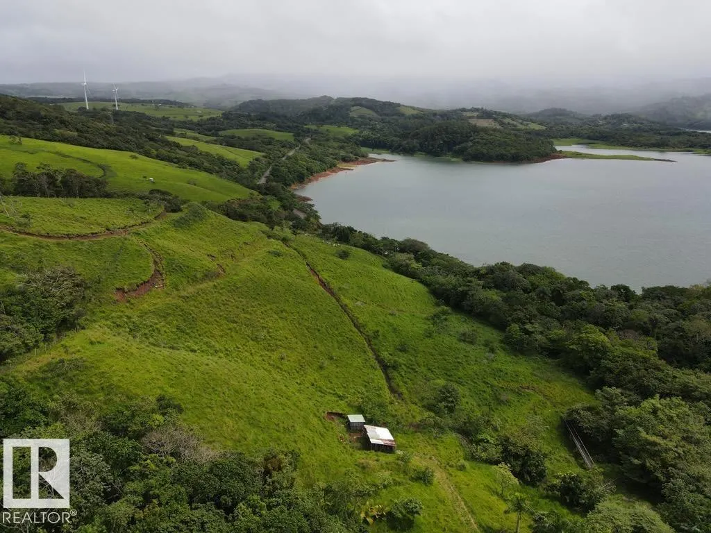 12-2-1-4 Lake Arenal Condominums