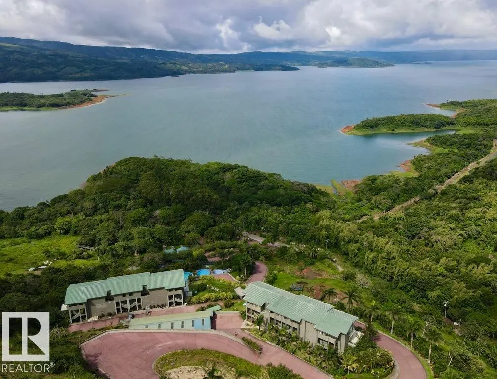 12-2-1-4 Lake Arenal Condominums