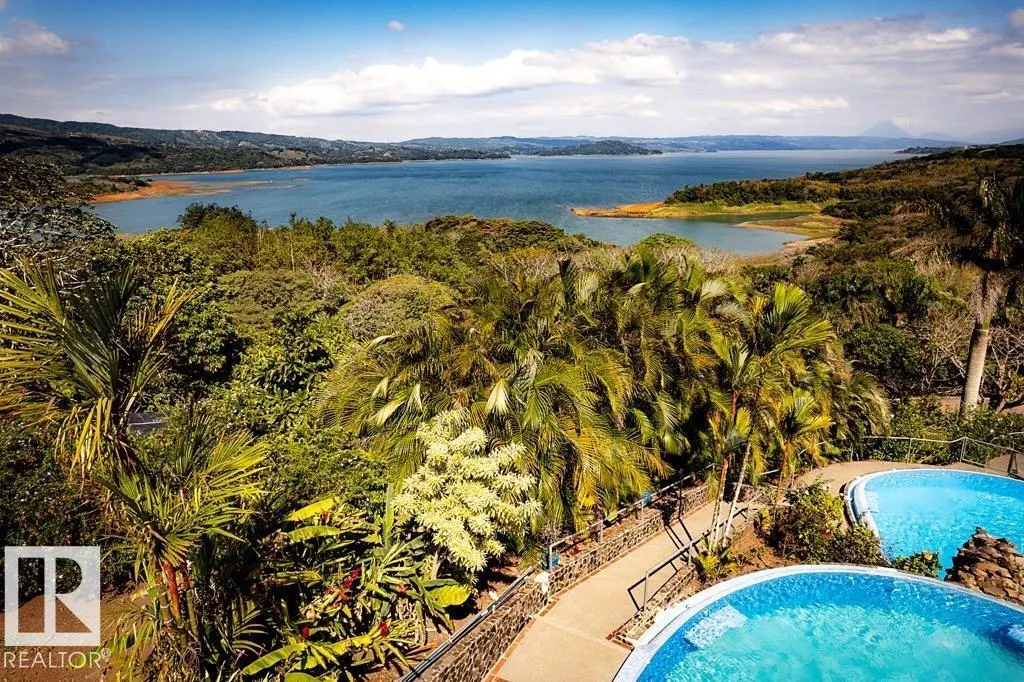 12-2-1-4 Lake Arenal Condominums