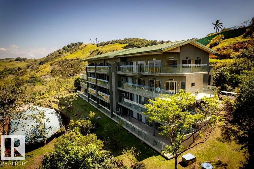 12-2-1-4 Lake Arenal Condominums