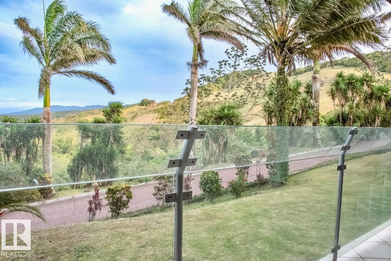 12-2-1-4 Lake Arenal Condominums