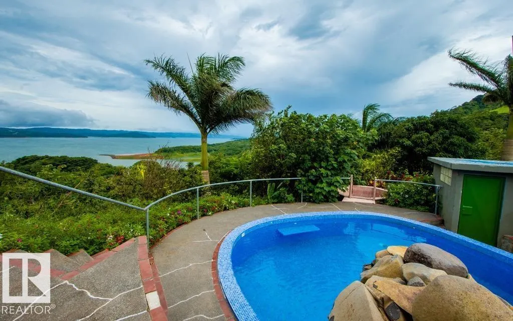 12-2-1-4 Lake Arenal Condominums