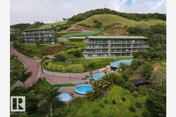 12-2-1-4 Lake Arenal Condominums