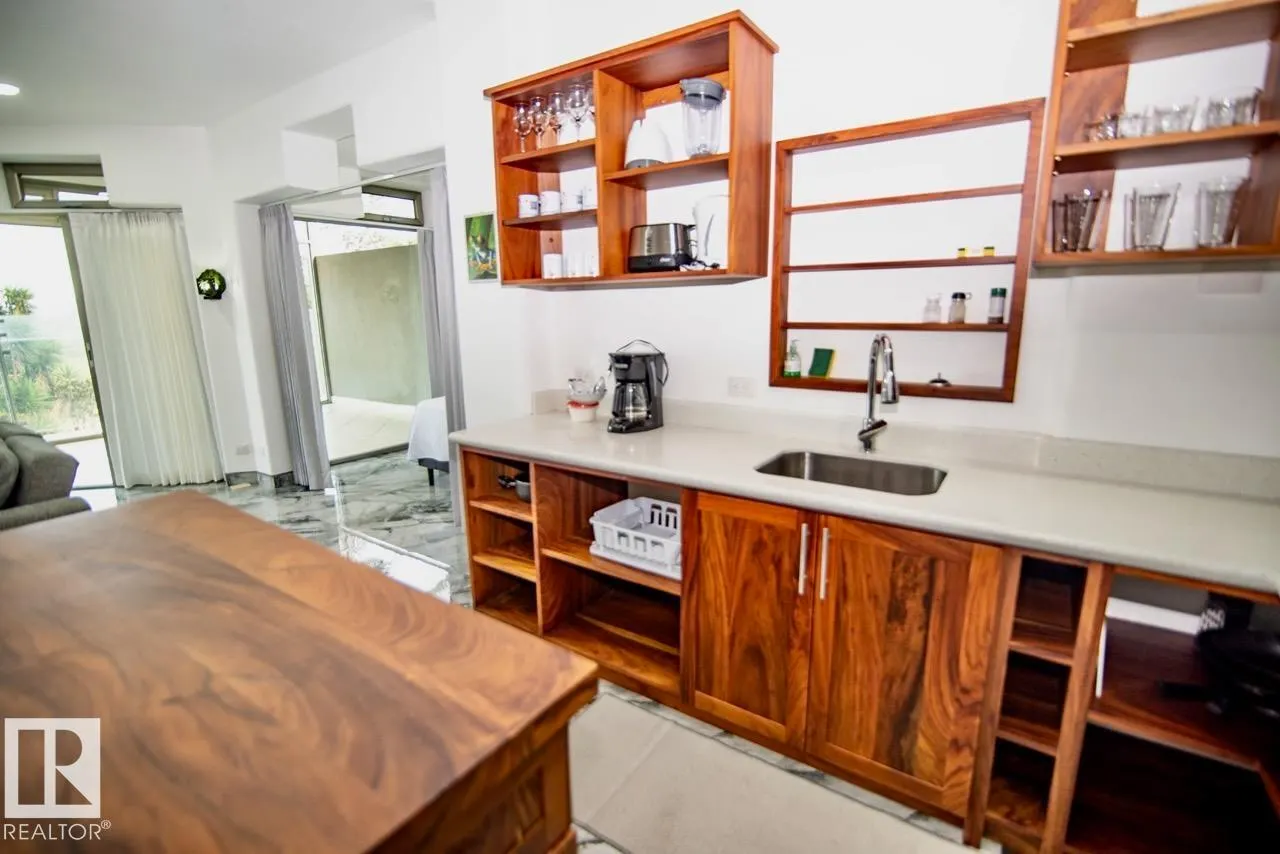 12-2-1-4 Lake Arenal Condominums