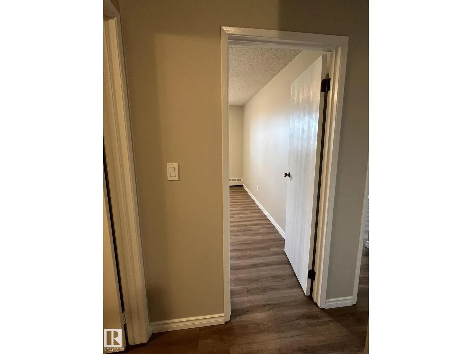 #205 51 BROWN ST