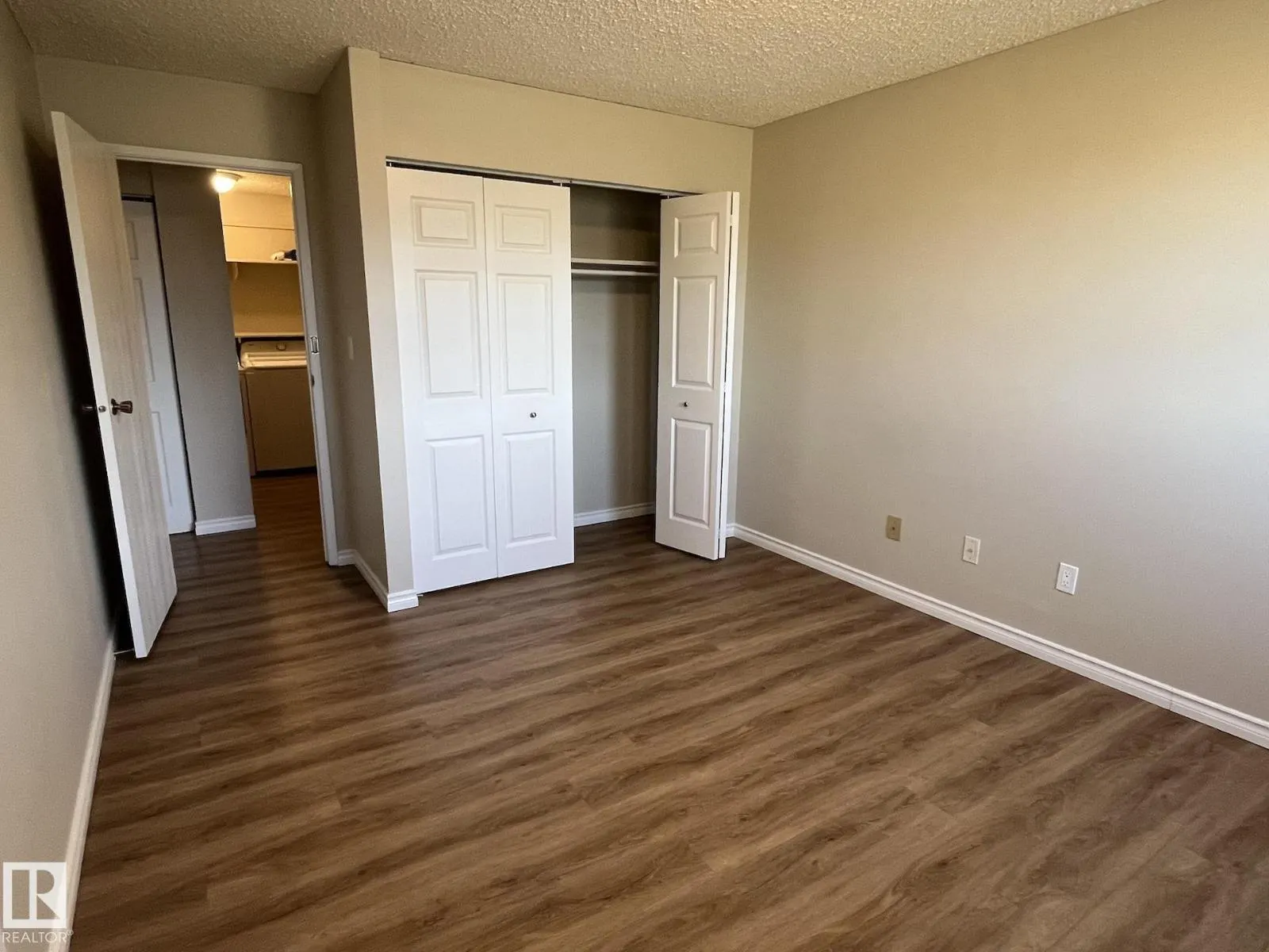#205 51 BROWN ST