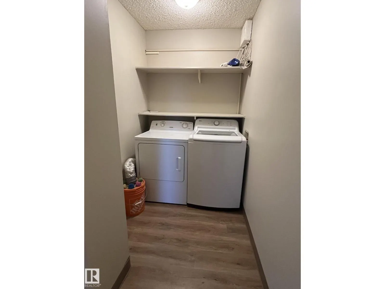 #205 51 BROWN ST